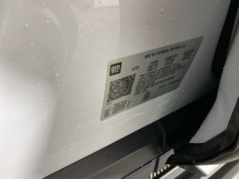 New 2026 Cadillac Escalade Luxury w/ Touring Package image 36