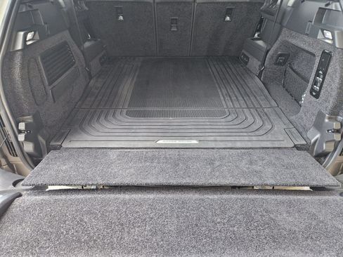 Used 2023 Land Rover Range Rover Long Wheelbase SE AWD/4WD image 29