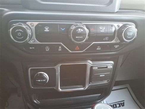 Used 2022 Jeep Wrangler Unlimited Sport image 22