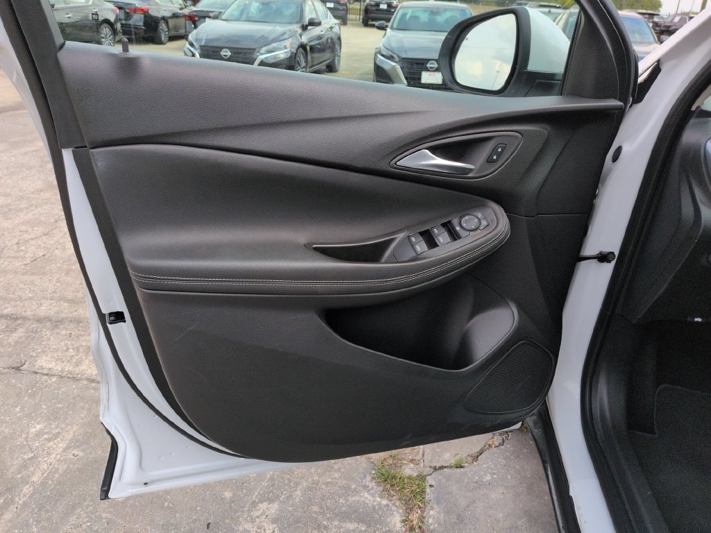 Used 2026 Buick Encore GX Preferred FWD image 9