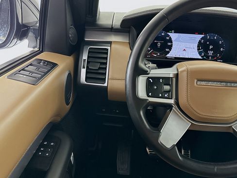 Used 2023 Land Rover Discovery HSE R-Dynamic image 10