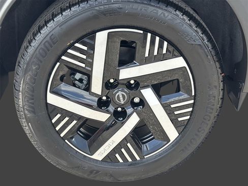 New 2026 Nissan Kicks SV image 7