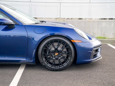Used 2024 Porsche 911 Carrera GTS image 9