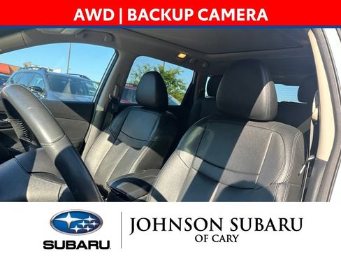 Used 2017 Nissan Rogue SL w/ SL Premium Package AWD/4WD image 7