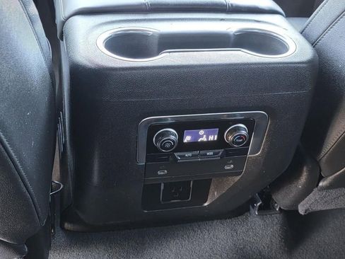 Used 2021 Chevrolet Tahoe LT RWD image 9