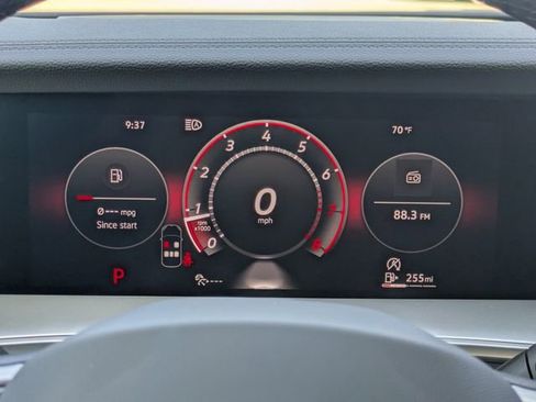 New 2026 Volkswagen Tiguan SE R-Line FWD image 33