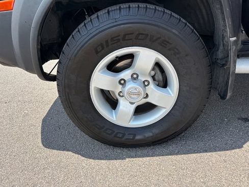 Used 2004 Nissan Xterra XE AWD/4WD image 10