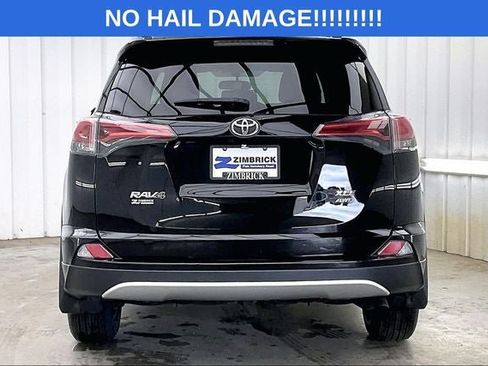 Used 2016 Toyota RAV4 XLE AWD/4WD image 4