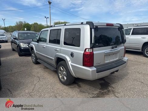 Used 2006 Jeep Commander Limited w/ Trailer Tow Group IV AWD/4WD image 4