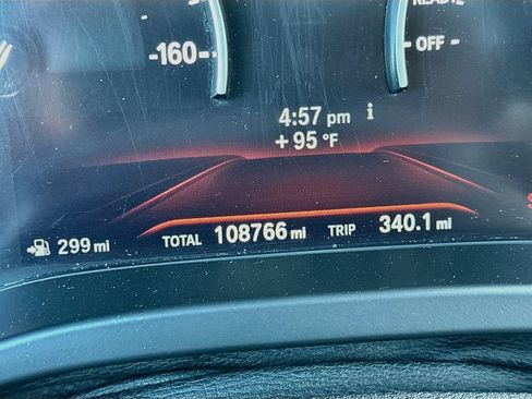 Used 2019 BMW X3 sDrive30i w/ Driving Assistance Package RWD image 12