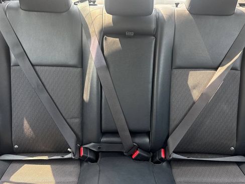 Used 2017 Toyota Corolla SE FWD image 21