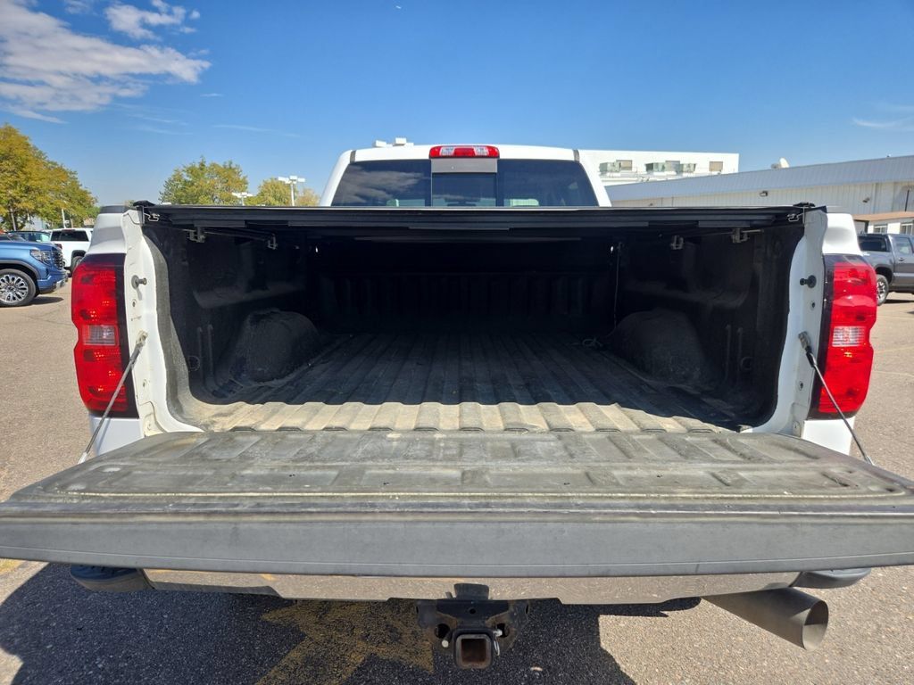 Used 2015 Chevrolet Silverado 2500 LTZ AWD/4WD image 18
