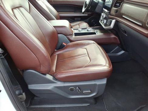 Certified 2024 Ford Expedition Max Limited AWD/4WD image 8