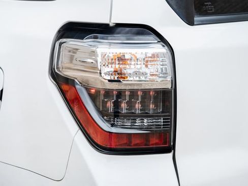 Used 2016 Toyota 4Runner TRD Pro image 59