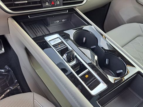 New 2026 Volkswagen Atlas SEL Premium R-Line image 10