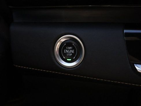 Used 2021 Cadillac Escalade Sport w/ Driver Assist Tech Package image 34