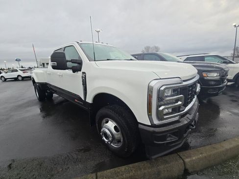 Used 2024 Ford F350 King Ranch image 3