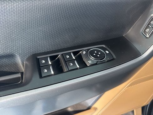 Used 2023 Ford F150 XLT image 16