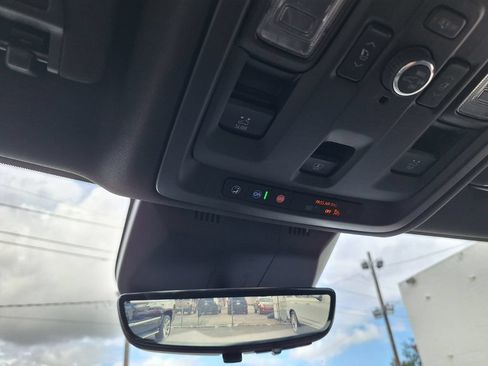 Used 2024 Cadillac Escalade Sport RWD image 16