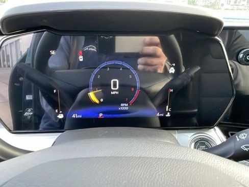 New 2026 Chevrolet Trax LT w/ LT Convenience Package image 25