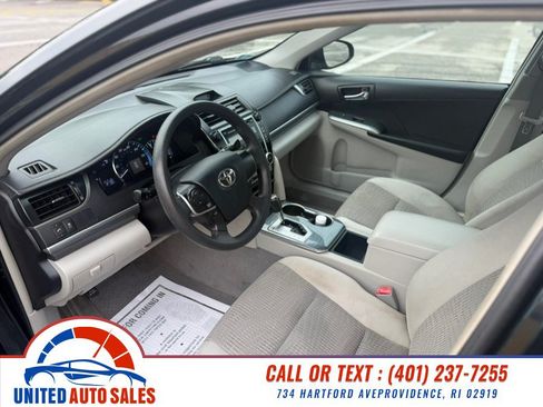 Used 2012 Toyota Camry LE FWD image 12