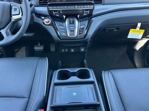 New 2026 Honda Odyssey Elite image 30