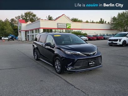 Used 2024 Toyota Sienna XLE w/ XLE Plus Package