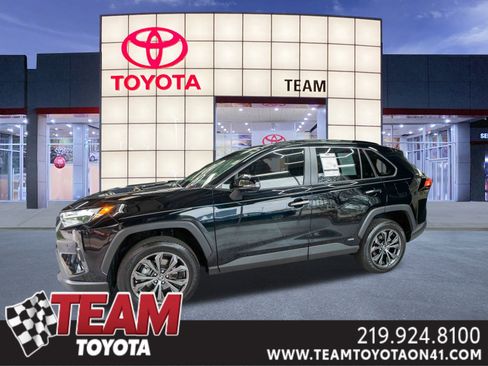 Used 2025 Toyota RAV4 Limited w/ Advanced Technology Package image 1
