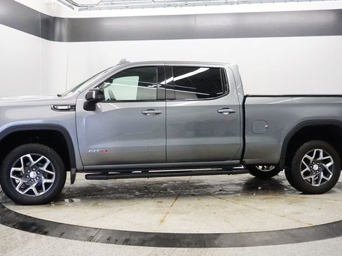 Used 2020 GMC Sierra 1500 AT4 w/ AT4 Premium Package image 2