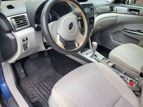 Used 2013 Subaru Forester 2.5X Premium AWD/4WD image 21