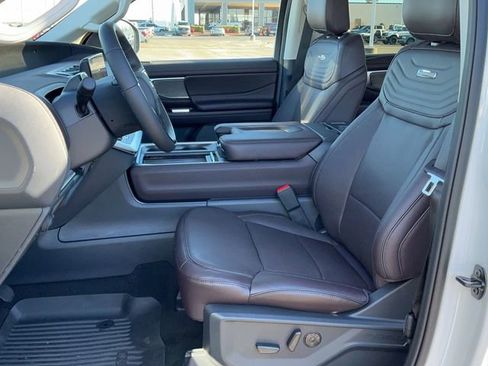 New 2025 Ford Expedition Platinum w/ Platinum Ultimate Package image 13