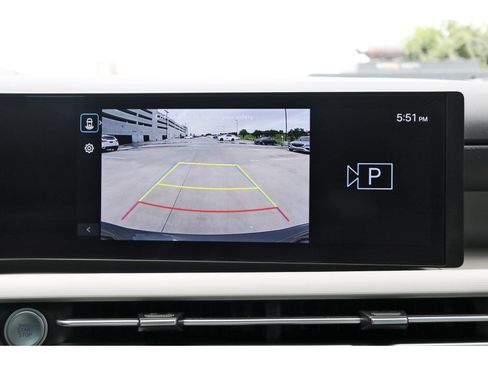 Certified 2026 Hyundai Tucson SE FWD image 25
