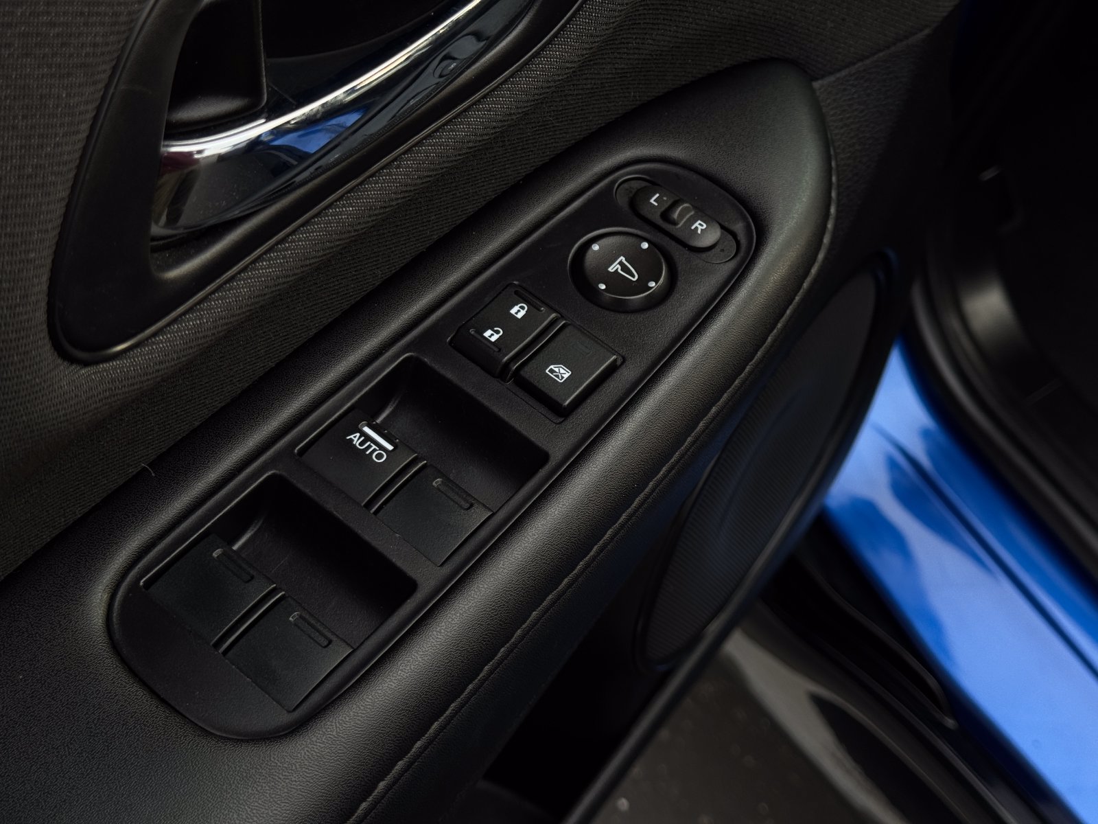 Used 2022 Honda HR-V Sport image 14