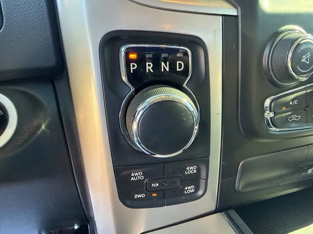Used 2016 RAM 1500 Big Horn AWD/4WD image 23