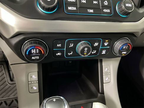 Used 2019 GMC Acadia SLT w/ LPO, Cargo Package image 16