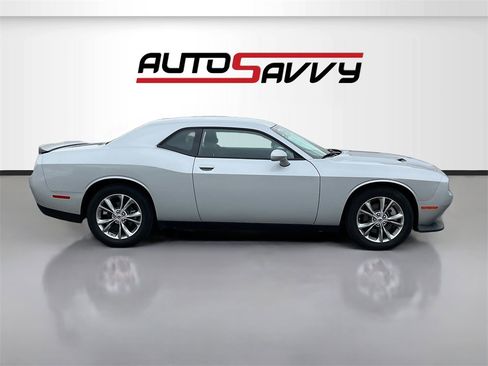 Used 2023 Dodge Challenger SXT w/ Cold Weather Group image 8