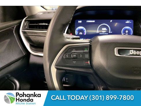 Used 2023 Jeep Grand Cherokee L Laredo w/ Luxury Tech Group I image 21