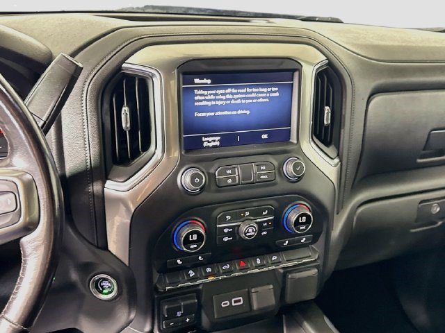 Used 2020 Chevrolet Silverado 1500 LT Trail Boss w/ Midnight Edition AWD/4WD image 17