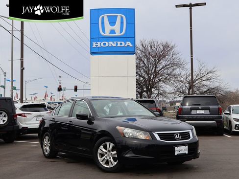 Used 2010 Honda Accord LX-P image 1