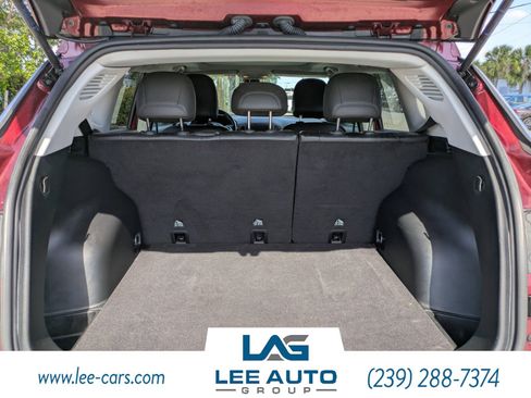 Used 2020 Jeep Compass Latitude FWD image 10