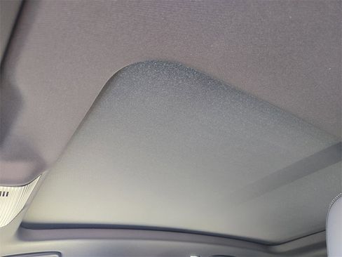 New 2026 Volkswagen Tiguan SE R-Line image 21