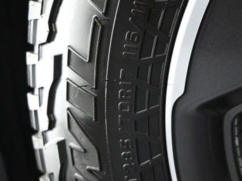 Used 2023 Jeep Gladiator Rubicon w/ Cold Weather Group image 50