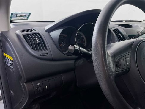 Used 2013 Kia Forte Koup EX image 8