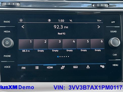 Certified 2023 Volkswagen Tiguan SE image 29