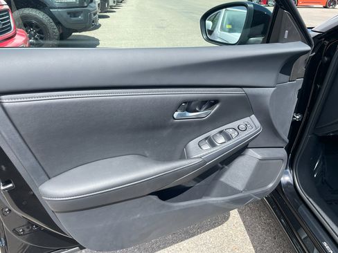 New 2025 Nissan Sentra SV w/ Trunk Package image 14