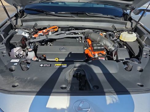 Certified 2025 Lexus TX 550h AWD Plug-In Hybrid w/ Technology Package image 31