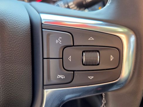 Used 2024 Chevrolet Blazer LT FWD image 34