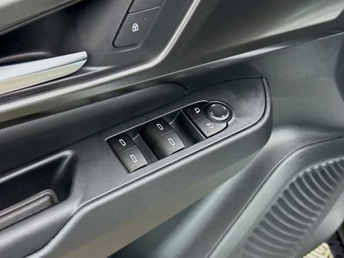 New 2026 Chevrolet Equinox EV LT image 20