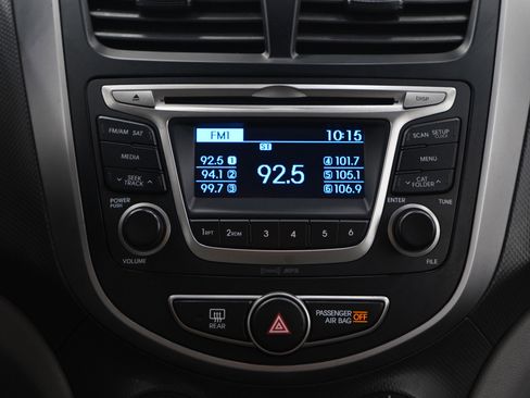 Used 2016 Hyundai Accent SE image 15