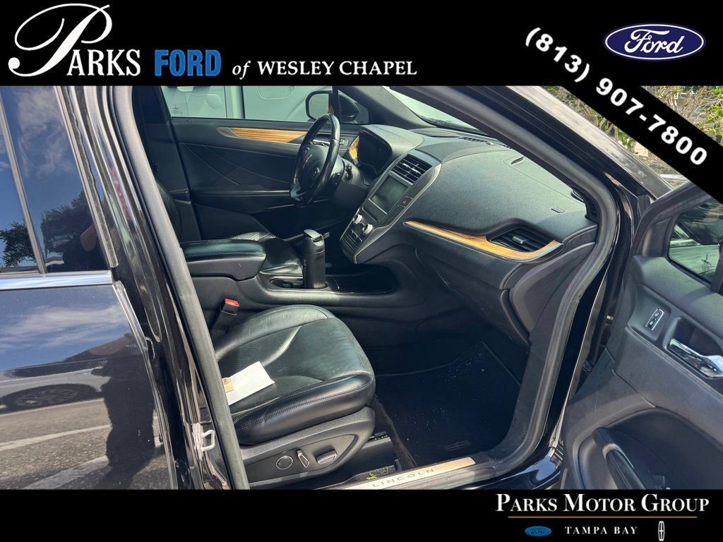 Used 2015 Lincoln MKC FWD w/ Equipment Group 101A Select image 6